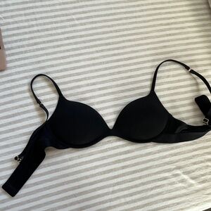 Pepper Bra 34A Zero-G Wirefree Lift Up Bra in Black